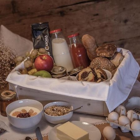 Ciasa Somuer - Sotletet Apartment San Vigilio Di Marebbe Bagian luar foto